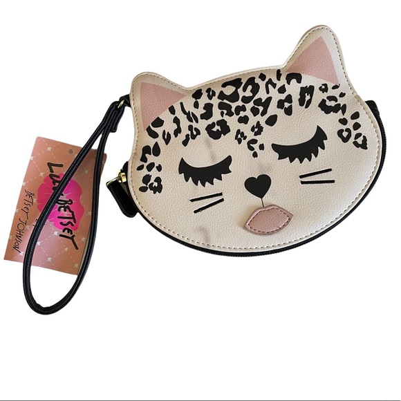 Betsey Johnson Handbags - ❌ SOLD ❌ Luv Betsey Johnson Coin Purse Wristlet Kitty Leopard